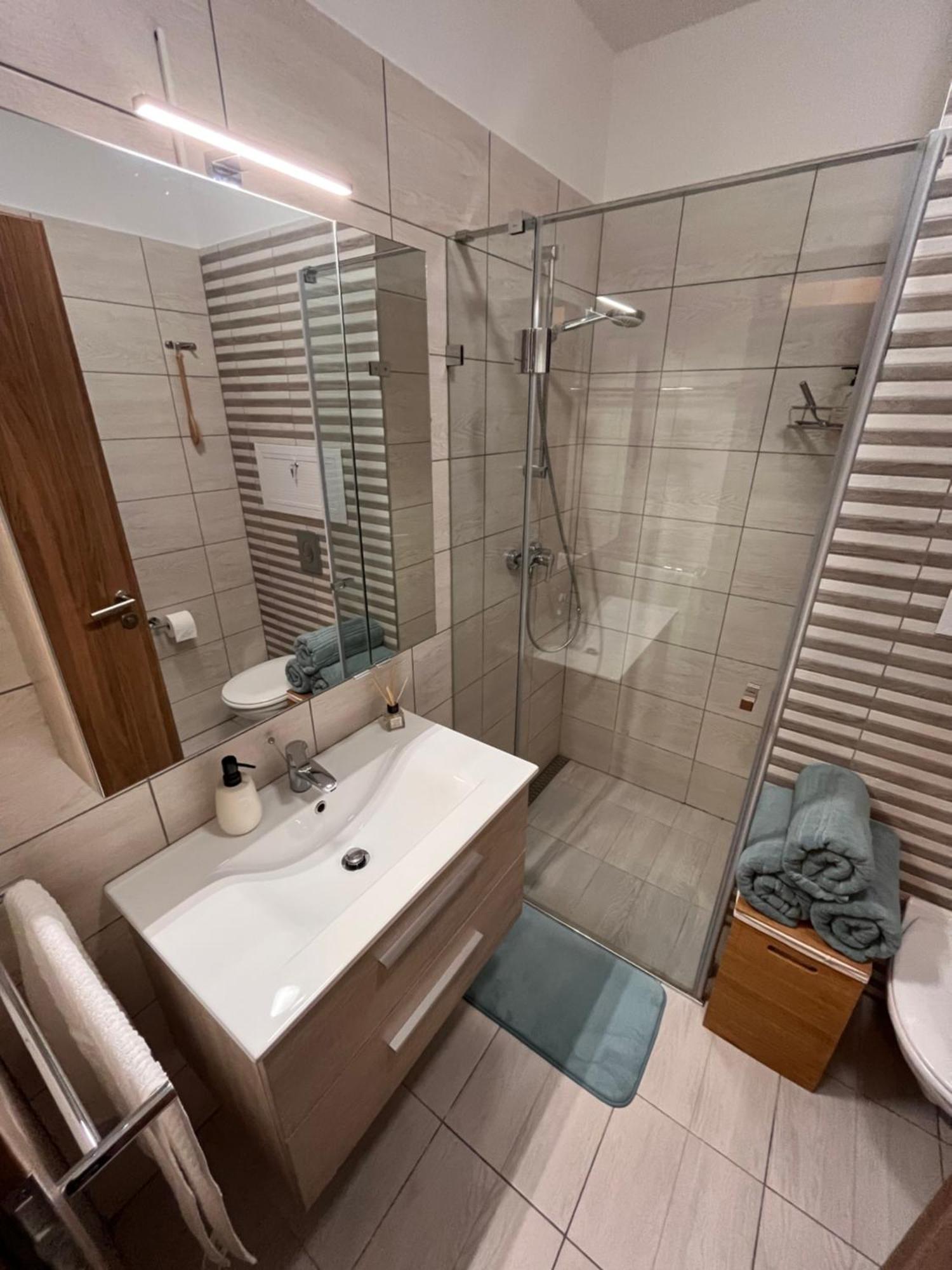 Modern, Kenyelmes Otthon Neked Apartman Budapest Kültér fotó